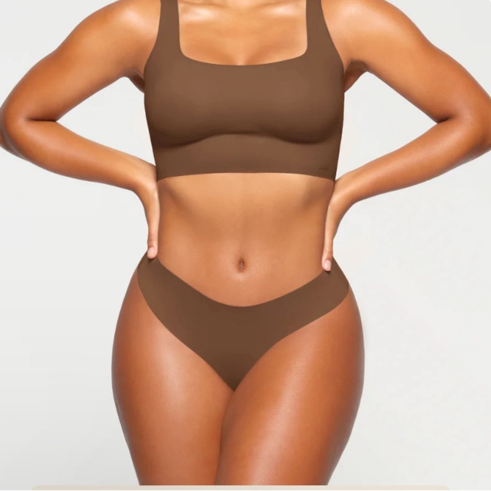 NWT SKIMS Naked Plunge Long Line Bralette Bra Jasper in Color Sz Small